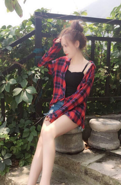 美女直播间努力