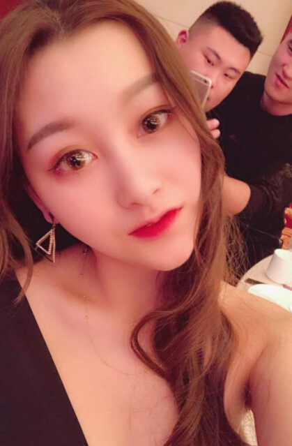 美女直播间观众