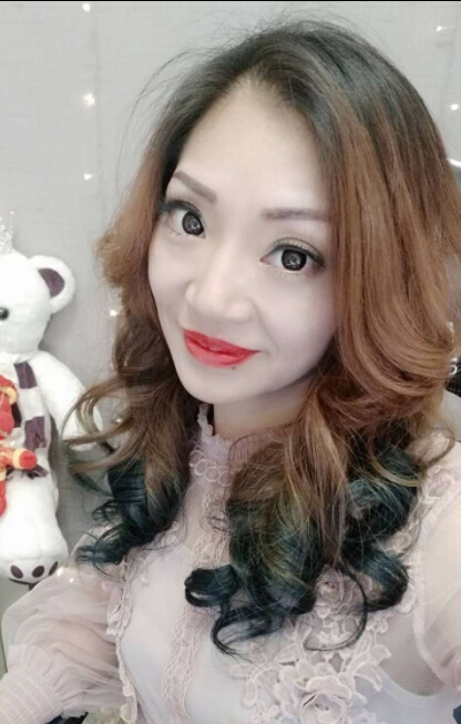 美女直播间视频 赵本山女儿早餐天价不属实