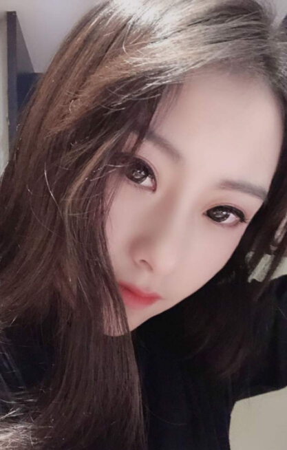 美女直播间视频