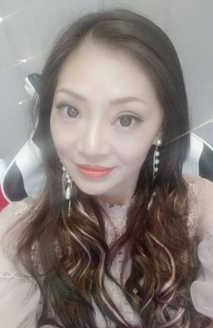 美女主播视频在线 情人节张馨予撒狗粮