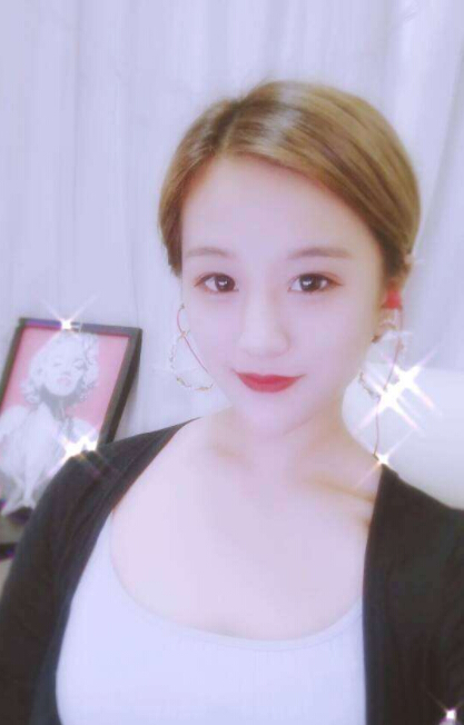美女直播间视频