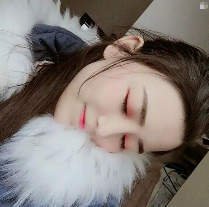 美女主播太美遭嫉妒 口嫌体直给她最好