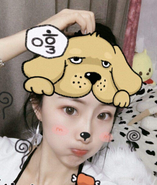美女直播间话题