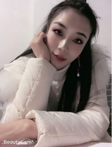 美女直播间视频 我只保持最初的心——晨曦