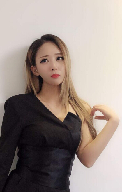 美女直播间视频 张翰娜扎否认复合