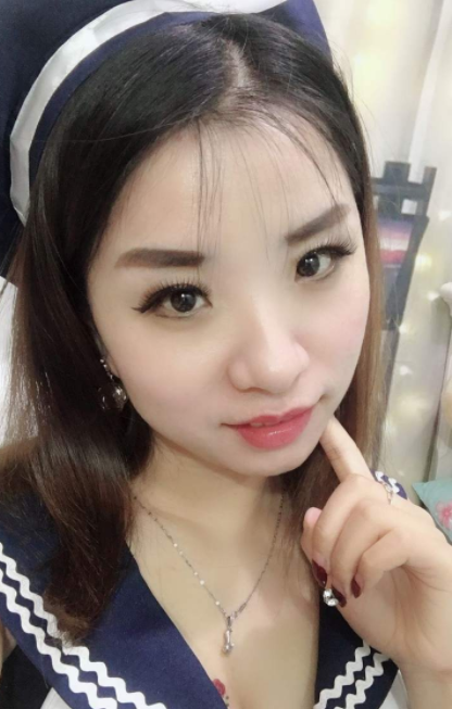 美女直播间宠爱