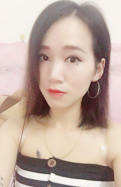 美女直播间视频