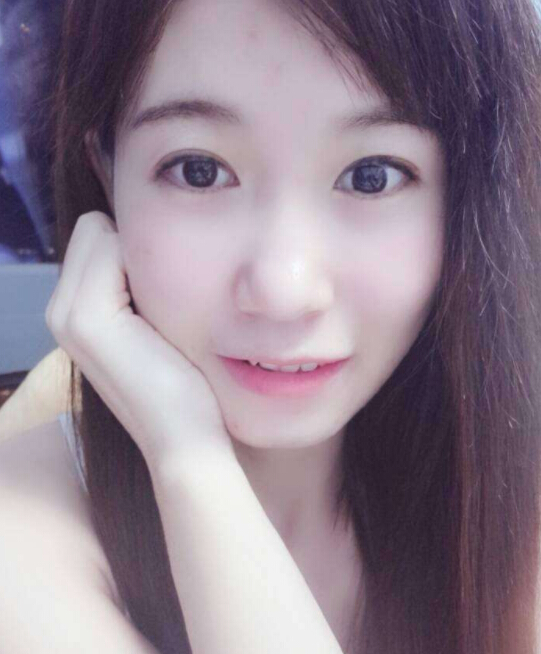 美女直播间视频