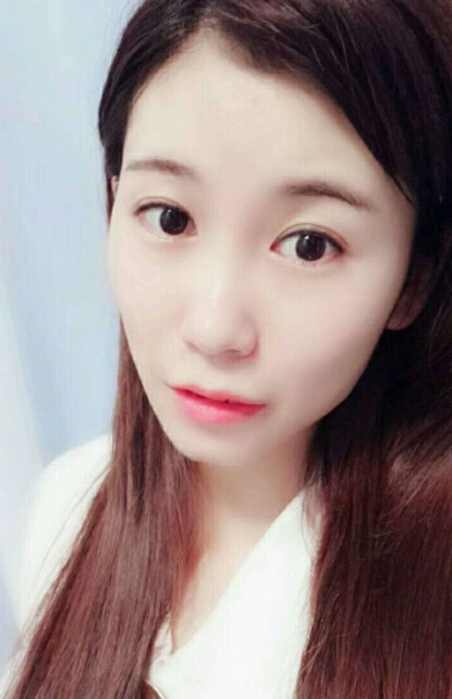 美女直播间需要陪伴