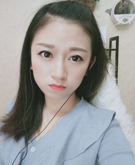 美女直播间视频聊 谁会来为她守护——敏柔