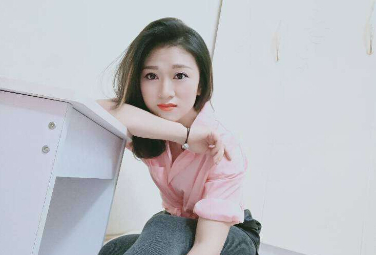 美女直播间视频