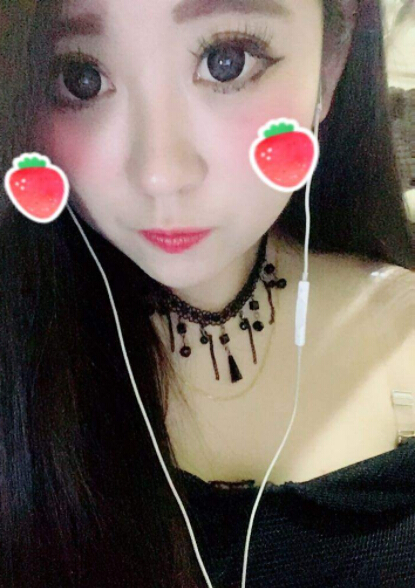 美女直播间感性聊