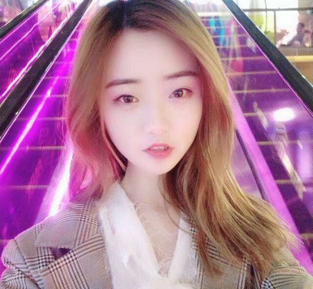 美女直播间视频聊
