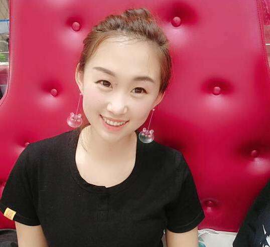 美女聊天室主播视频 给你阳光般温暖——小太阳