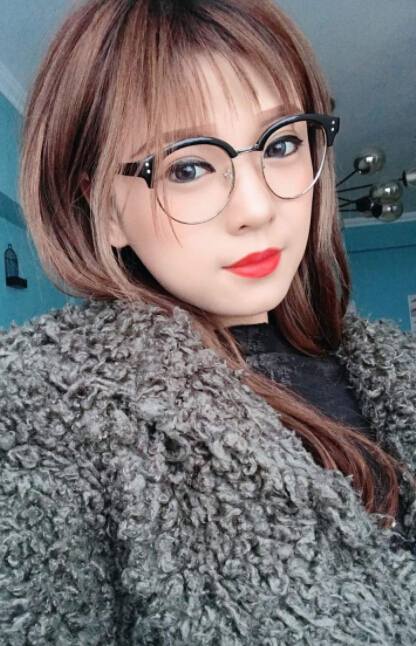 美女直播间爱聊