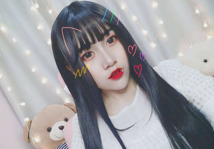 视频直播间美女聊