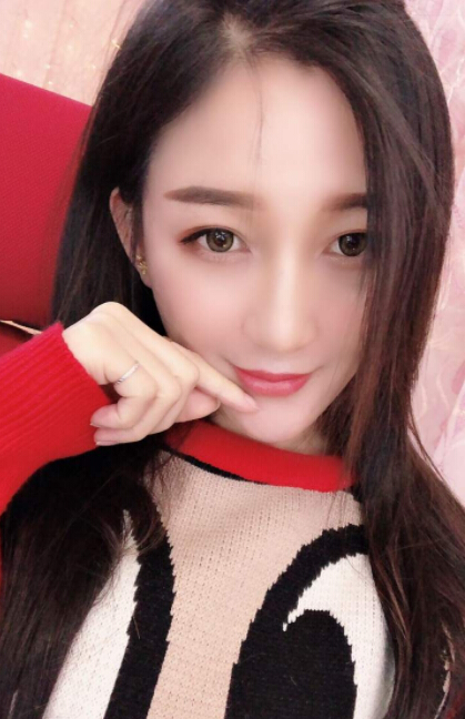 美女主播哪个漂亮 比奶茶还要清纯——小玥儿