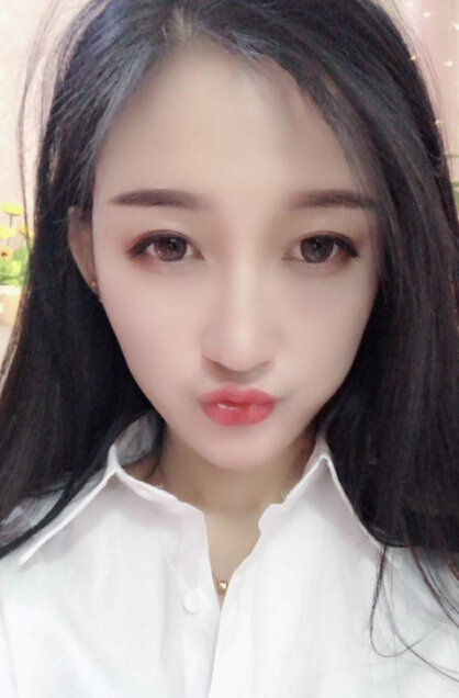 视频直播间美女聊