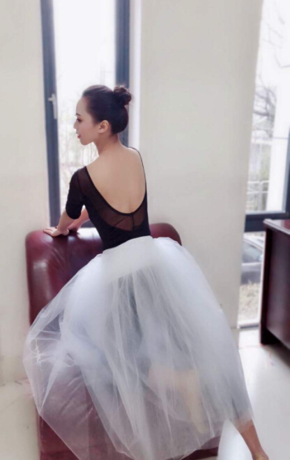 美女直播间视频直播