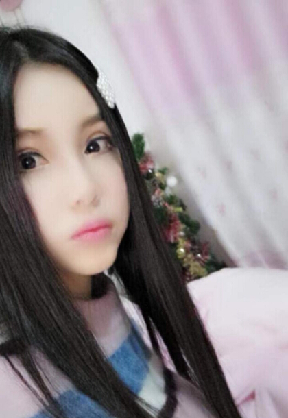美女主播小茉莉