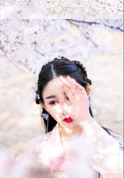 清纯美女主播直播间 氧气少女让人喜欢——景小嘻
