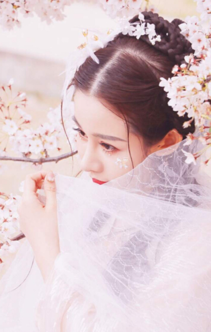 阳光美女直播聊