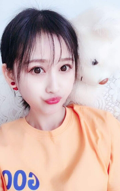 清纯美女主播视频聊 主播需要你来宠——小北
