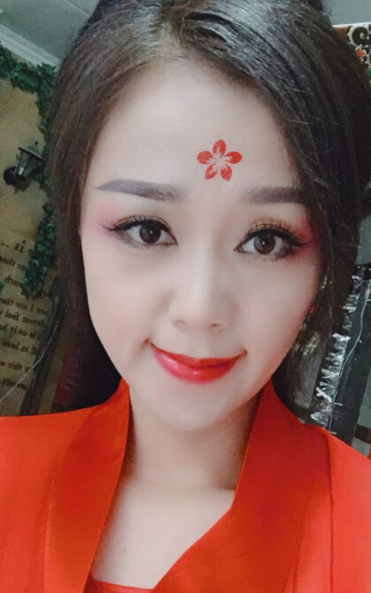 视频直播间美女聊