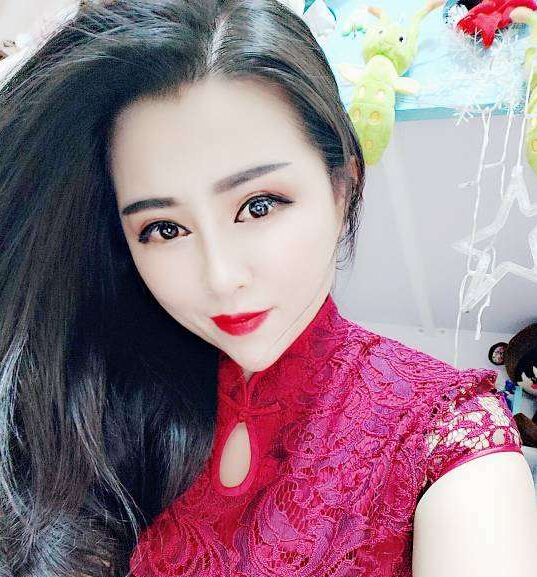 视频直播间美女聊