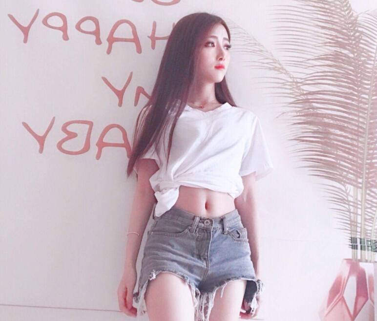 美女直播间视频聊