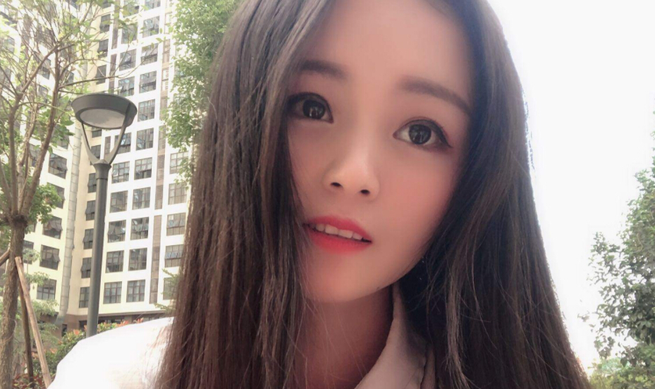 视频直播间美女聊