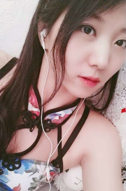 视频直播间美女聊