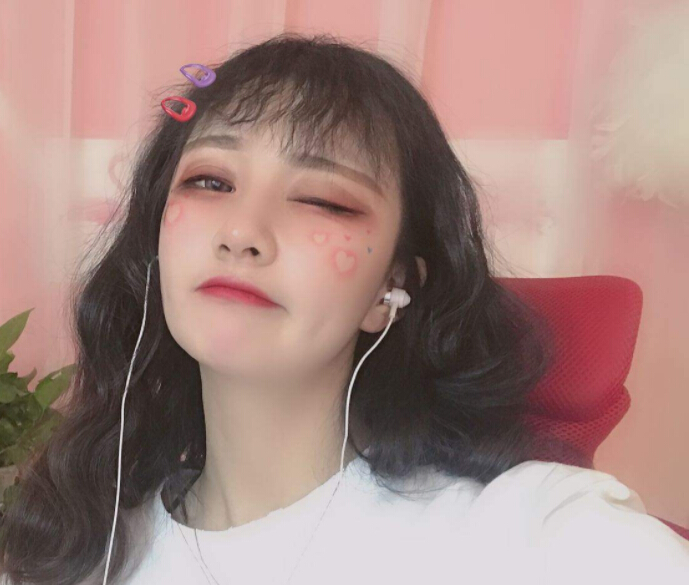 视频直播间美女聊