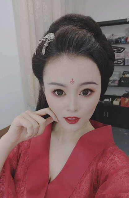 美女直播间视频聊