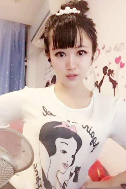 美女直播间视频直播