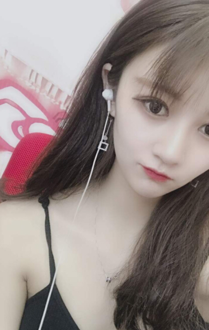 视频直播间美女聊