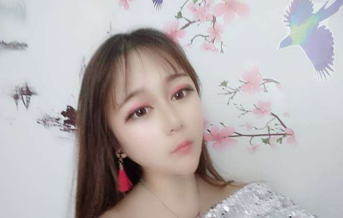 视频直播间主播聊