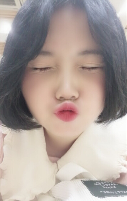 美女直播间视频聊