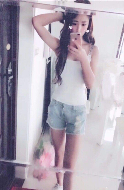 视频直播间美女聊 离不开你的夜晚——小手