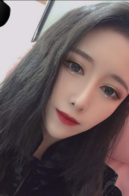 视频直播间美女聊