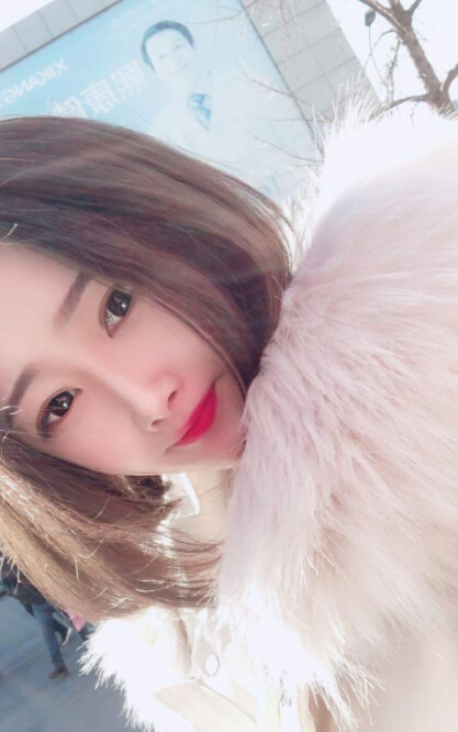 视频直播间美女聊