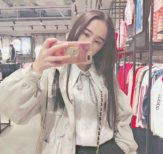 视频直播间美女聊