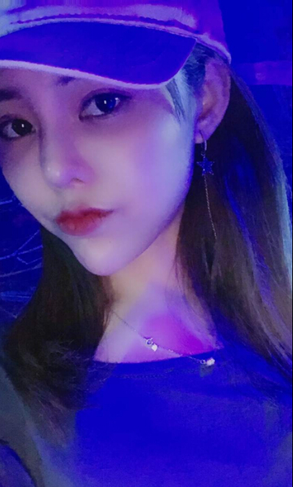 美女直播间视频聊