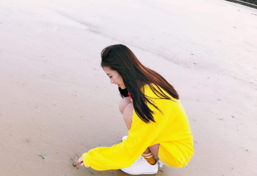 视频直播间美女聊