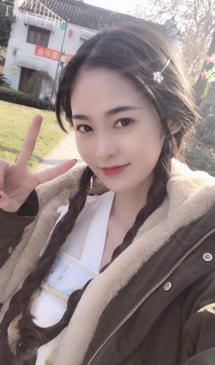 美女直播间视频聊