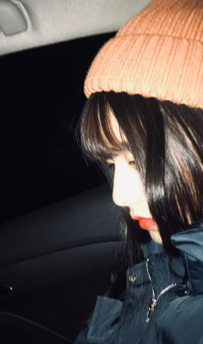 美女直播间视频聊 人气主播是你的宝藏女孩——甜甜
