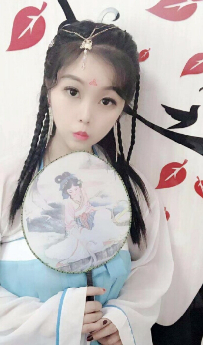 美女直播间视频聊