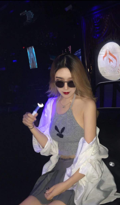 美女直播间视频直播——紫霞