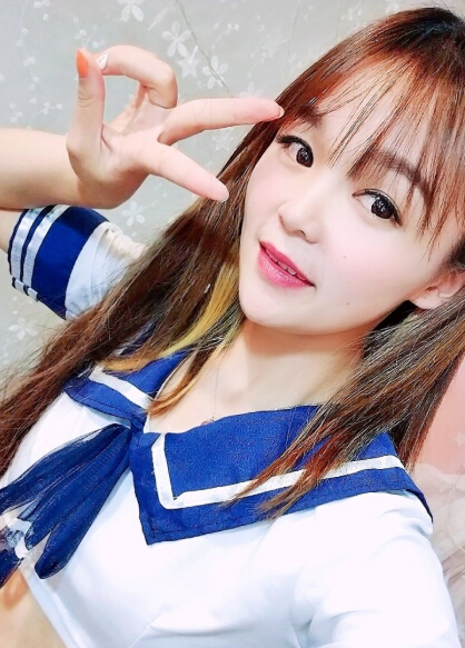 美女主播要独宠——雅儿